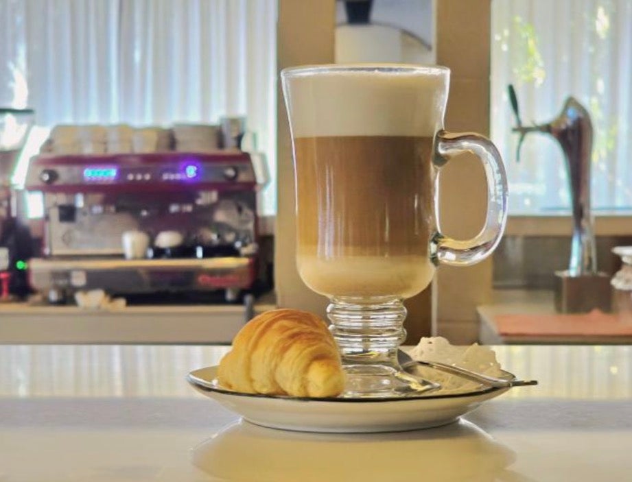 Coffee Corner - Phnom Penh Hotel — 2